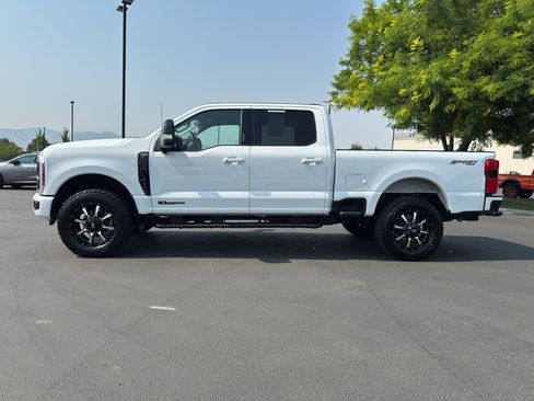 Used 2024 Ford F350 Lariat w/ Sport Appearance Package AWD/4WD image 4