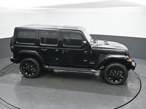 Used 2021 Jeep Wrangler Unlimited Sahara AWD/4WD image 40