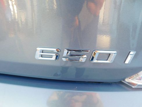 Used 2007 BMW 650i Convertible image 12