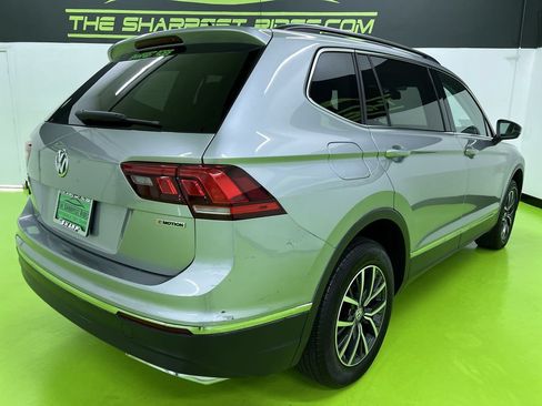 Used 2020 Volkswagen Tiguan SE AWD/4WD image 10