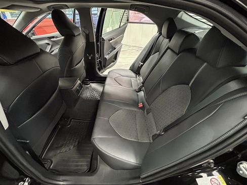 Used 2019 Toyota Camry XSE image 48