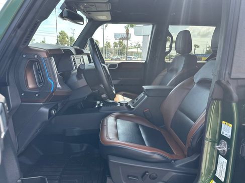 Used 2023 Ford Bronco Outer Banks AWD/4WD image 12