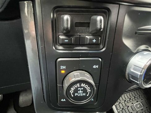 Used 2023 Ford F150 Lariat w/ Equipment Group 502A High image 26