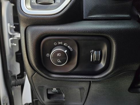 Used 2023 RAM 1500 Big Horn AWD/4WD image 16