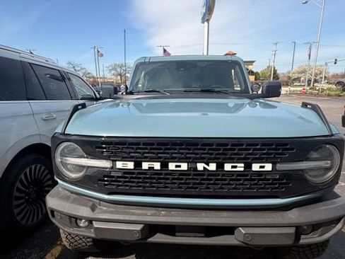 Used 2022 Ford Bronco Wildtrak image 11
