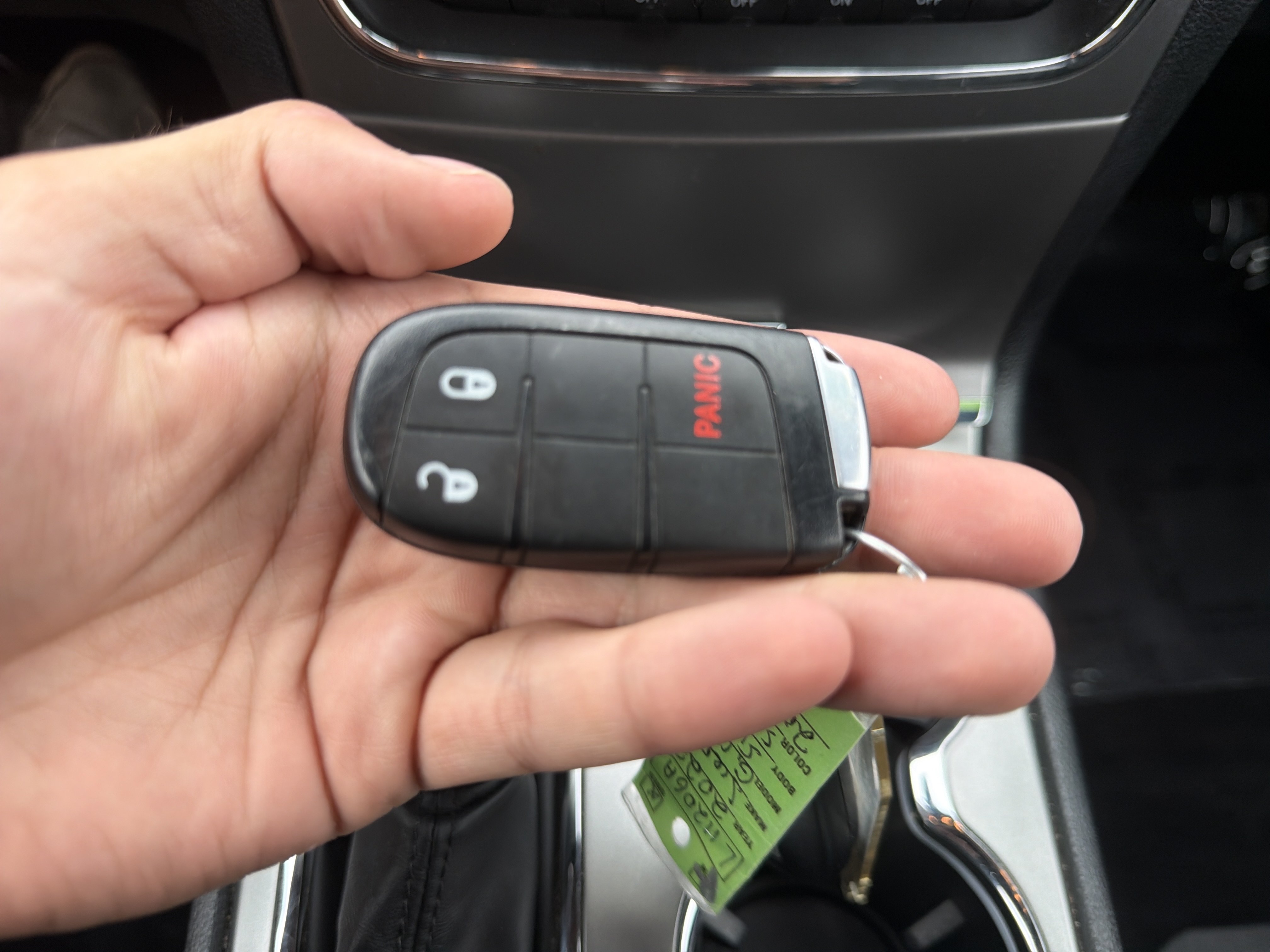 Used 2020 Jeep Grand Cherokee Laredo AWD/4WD image 31