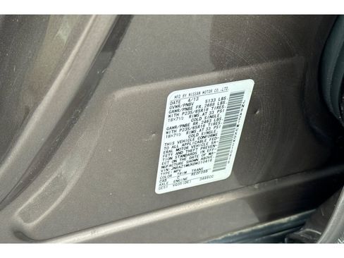 Used 2013 Nissan Murano S image 32