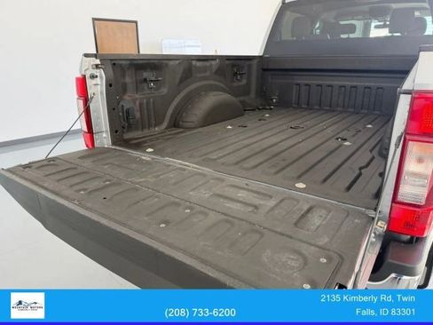 Used 2022 Ford F250 XLT w/ XLT Premium Package AWD/4WD image 27