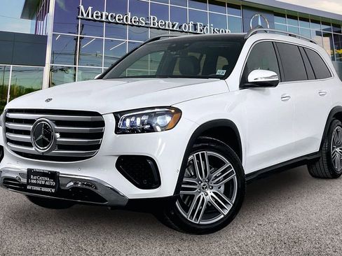 Used 2026 Mercedes-Benz GLS 450 GLS 450 image 9