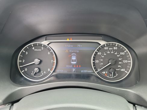 Used 2024 Nissan Altima 2.5 SR w/ SR Premium Package FWD image 24
