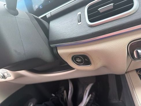 Used 2020 Mercedes-Benz GLS 450 4MATIC image 19