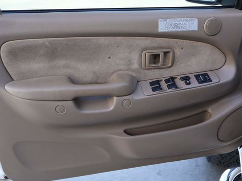 Used 2001 Toyota Tacoma V6 Crew Cab image 7