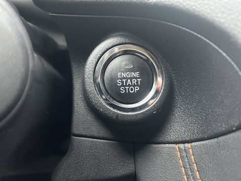 Used 2023 Subaru Crosstrek 2.0i Premium image 22