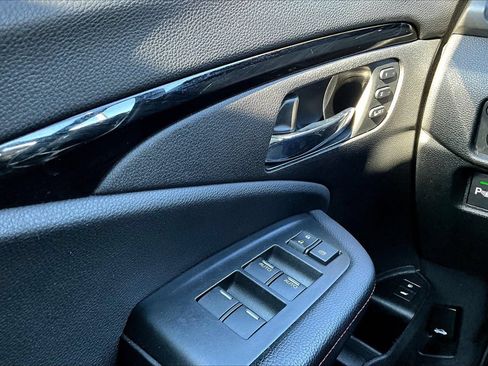 Used 2022 Honda Pilot Black Edition image 27