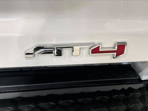 New 2026 GMC Canyon AT4 image 11