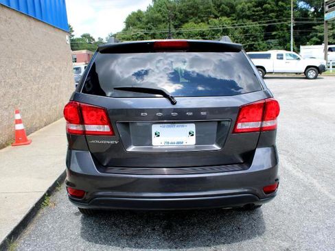 Used 2019 Dodge Journey SE w/ Connectivity Group image 5