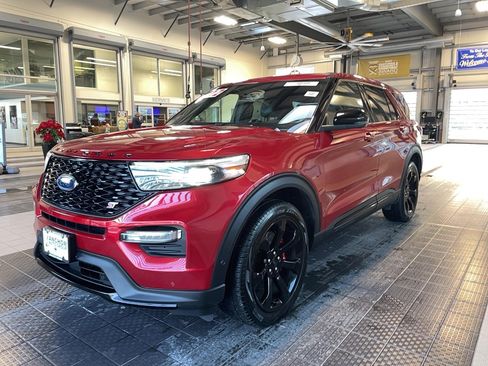 Used 2022 Ford Explorer ST w/ Equipment Group 401A image 3