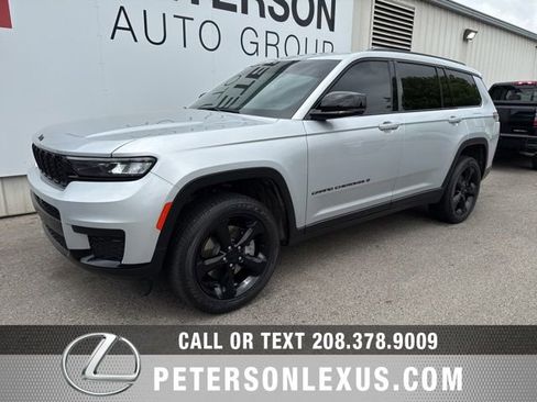 Used 2024 Jeep Grand Cherokee L Laredo AWD/4WD image 8