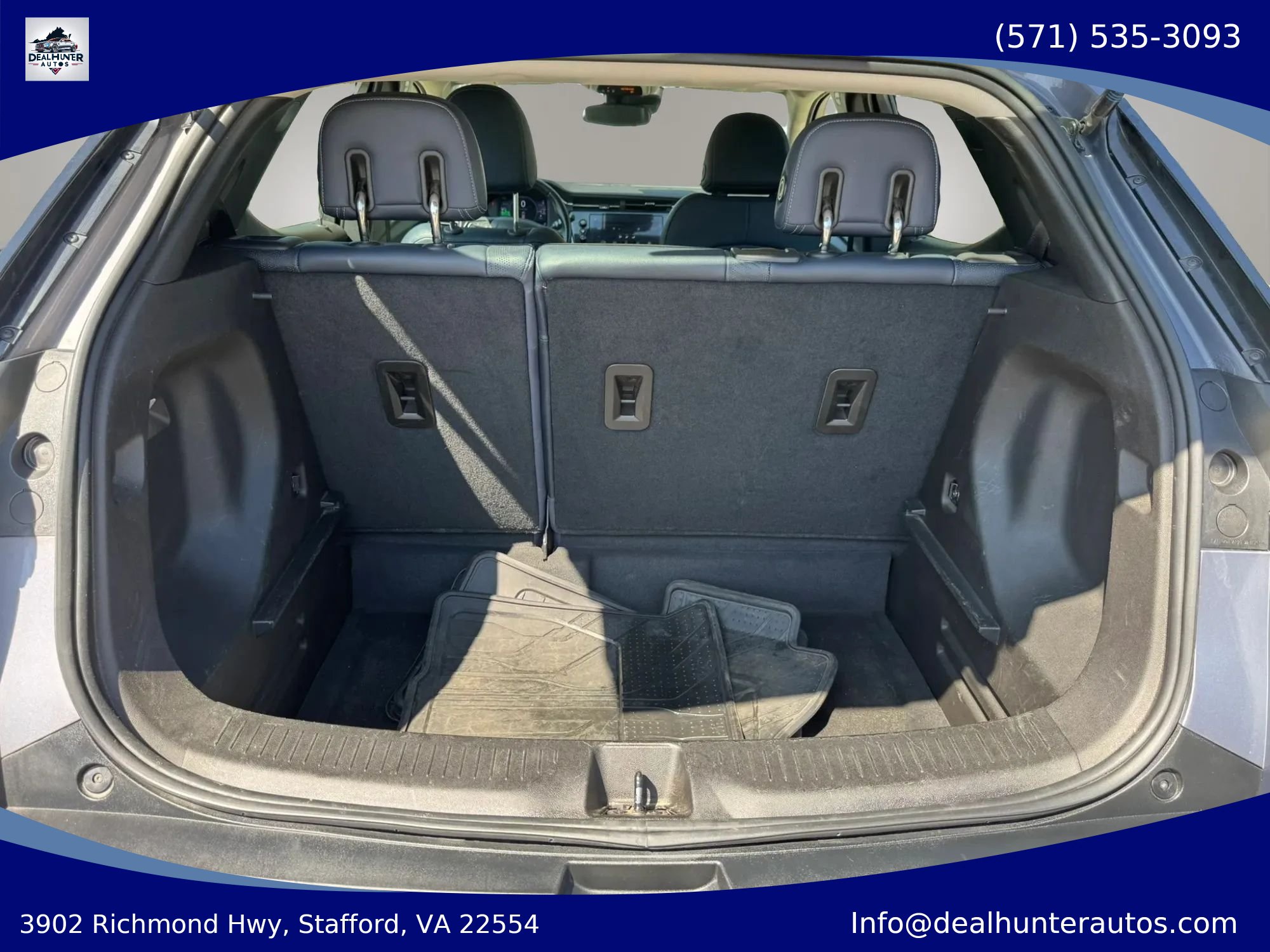 Used 2023 Chevrolet Bolt EUV LT w/ Convenience Package FWD image 17
