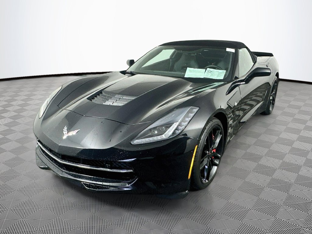 Used 2016 Chevrolet Corvette Stingray Convertible w/ 3LT Preferred Equipment Group RWD image 4