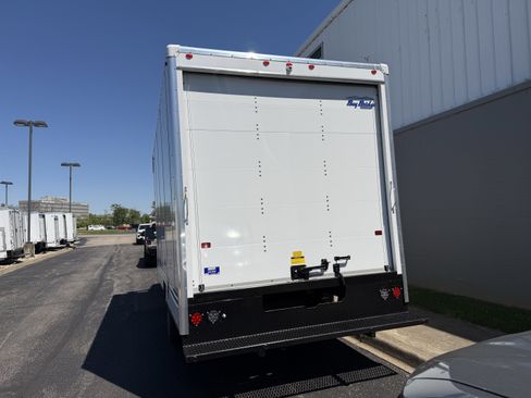 New 2026 Chevrolet Express 4500 w/ Power Convenience Package RWD image 6