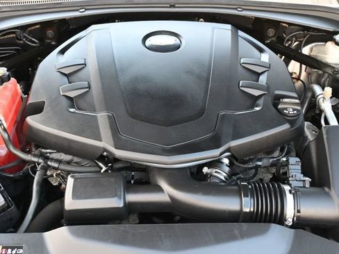 Used 2019 Cadillac CTS Luxury RWD image 22