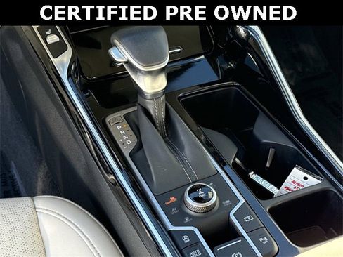 Certified 2023 Kia Sorento SX image 23