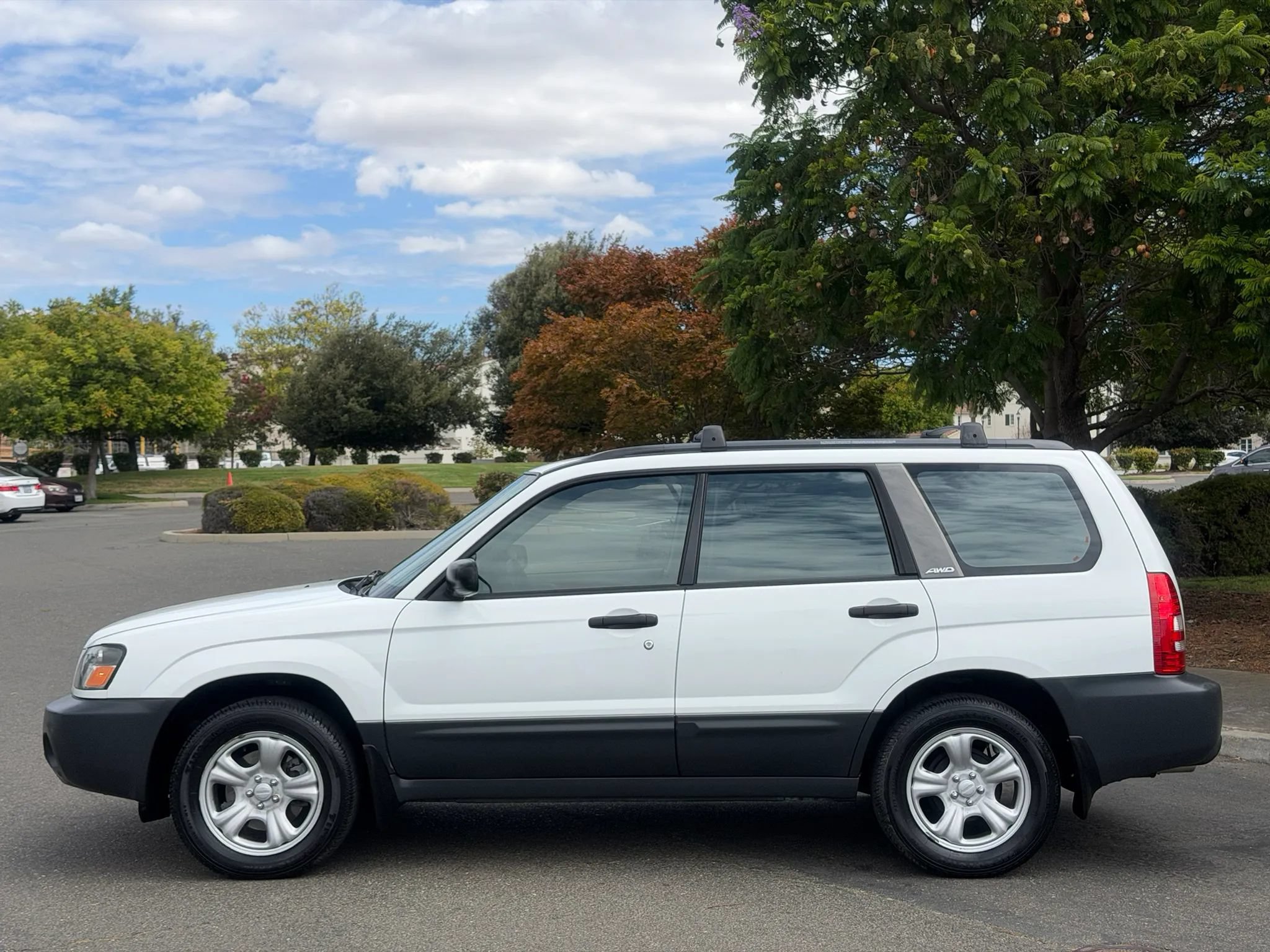 Used 2004 Subaru Forester 2.5X AWD/4WD image 2