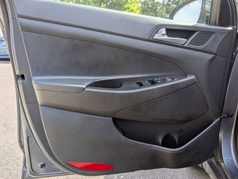 Used 2019 Hyundai Tucson Value image 12