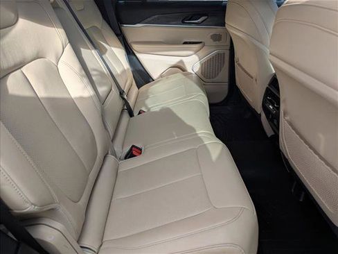 Used 2023 Jeep Grand Cherokee Limited w/ Luxury Tech Group II image 20