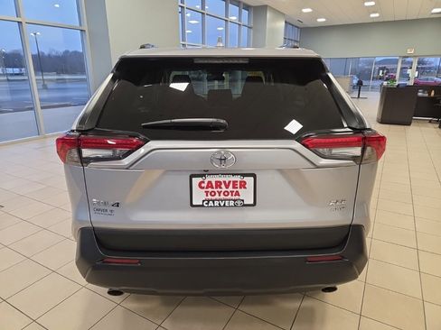 Used 2024 Toyota RAV4 XLE image 8