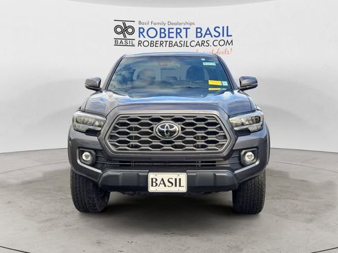 Used 2023 Toyota Tacoma TRD Off-Road image 8