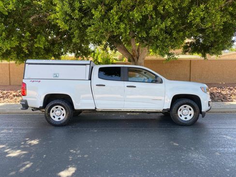 Used 2020 Chevrolet Colorado W/T w/ WT Convenience Package AWD/4WD image 4