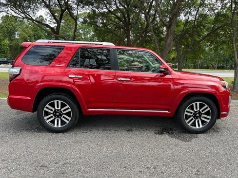 Used 2017 Toyota 4Runner Limited RWD image 4