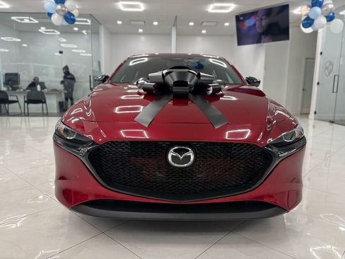 Used 2025 MAZDA MAZDA3 s Sport image 2