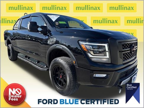 Used 2024 Nissan Titan PRO-4X image 1
