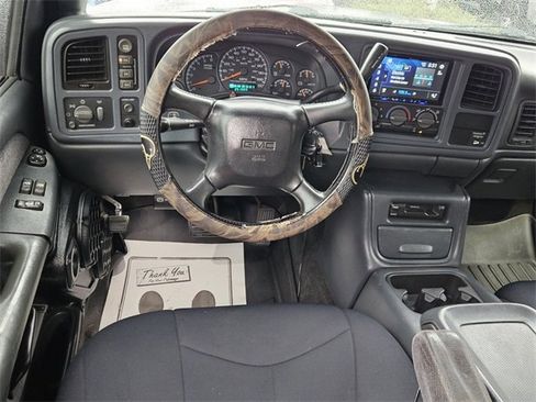 Used 2001 GMC Sierra 1500 SLE w/ Off-Road Chassis Pkg image 13