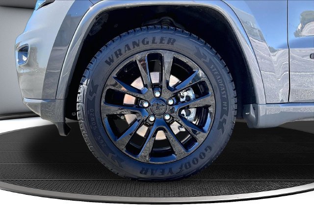 Used 2021 Jeep Grand Cherokee Laredo X AWD/4WD image 33