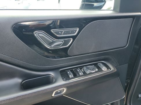 Certified 2023 Lincoln Aviator 2WD w/ Premium Package image 13