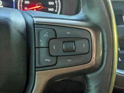 Used 2021 Chevrolet Suburban High Country w/ Premium Package image 5