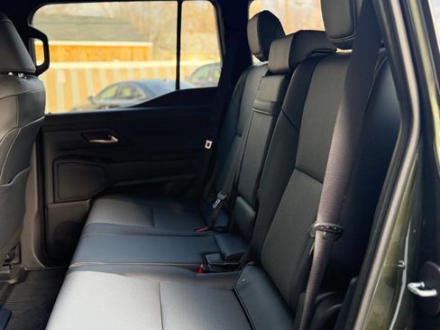 Used 2024 Lexus GX 550 w/ Accessory Package (Z1) AWD/4WD image 42