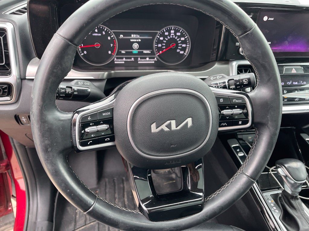 Used 2022 Kia Sorento SX AWD/4WD image 7