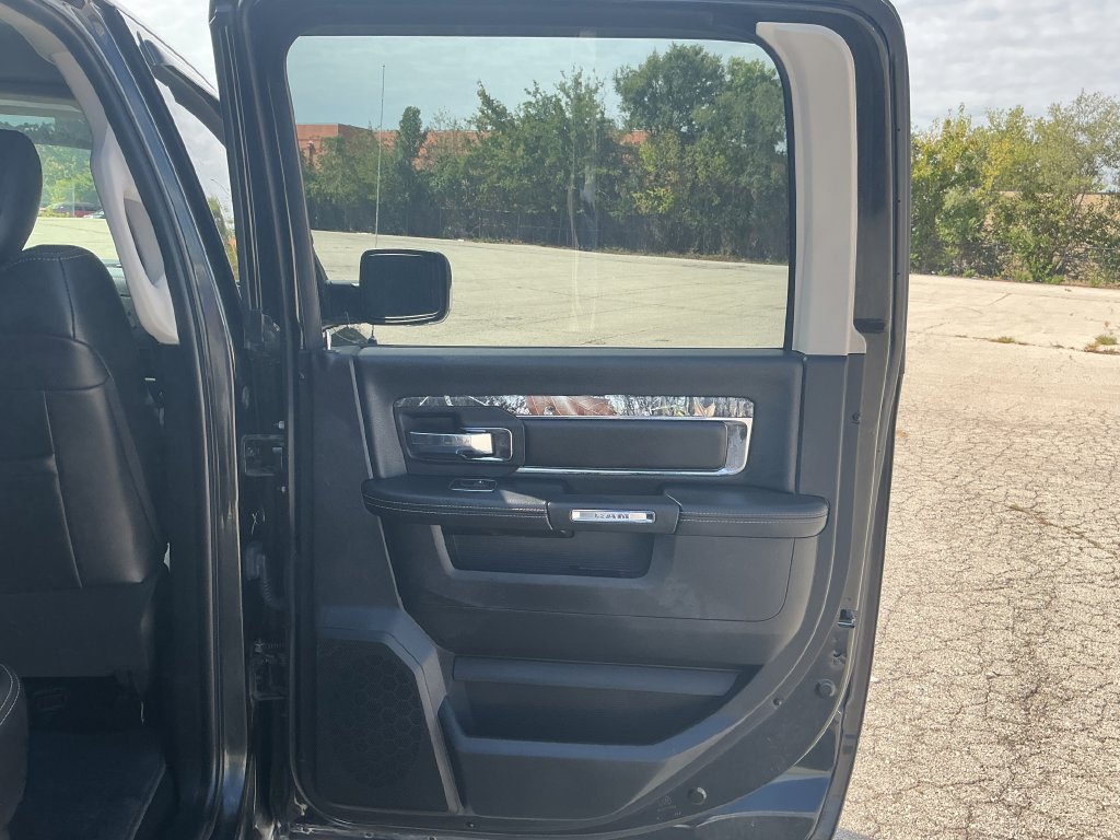 Used 2016 RAM 1500 Laramie AWD/4WD image 21