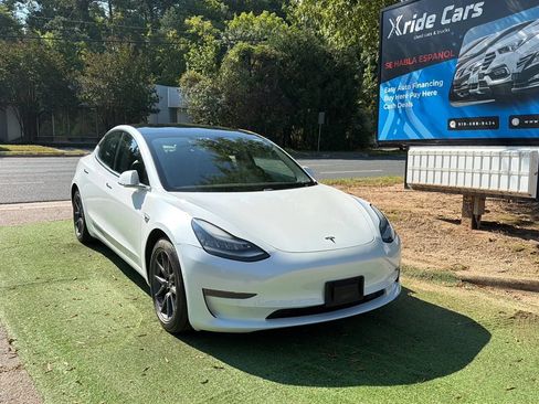 Used 2020 Tesla Model 3 Standard Range Plus RWD image 2