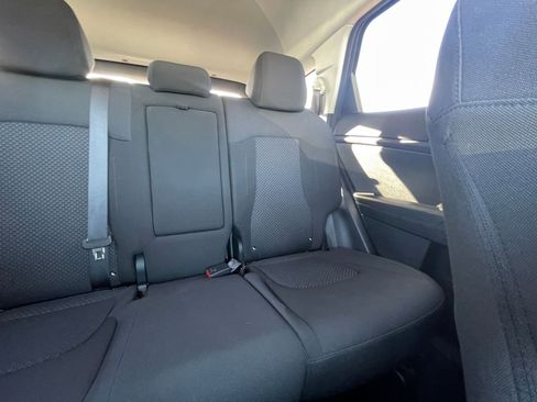 Used 2025 Kia Sportage LX image 36