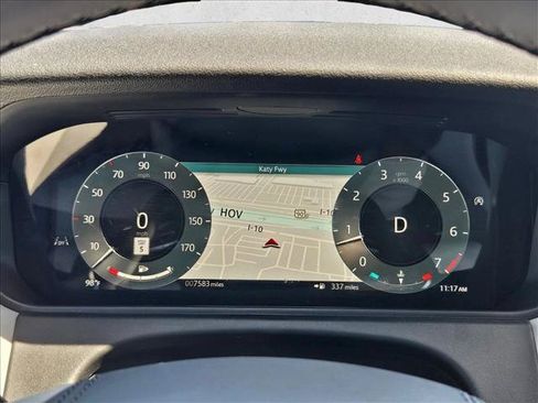 Used 2026 Land Rover Range Rover Velar S AWD/4WD image 11
