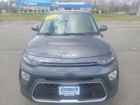 Used 2022 Kia Soul LX w/ Technology Package image 12