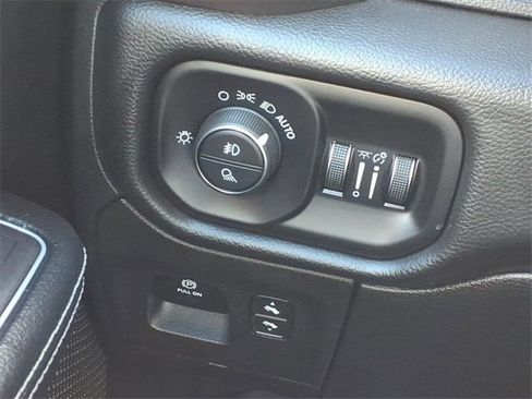 Certified 2022 RAM 1500 Laramie image 20
