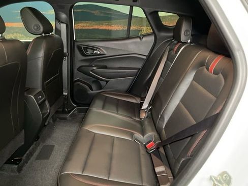 Used 2024 Chevrolet Trax RS w/ Sunroof Package image 52