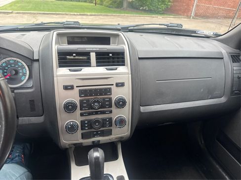 Used 2012 Ford Escape XLT FWD image 15